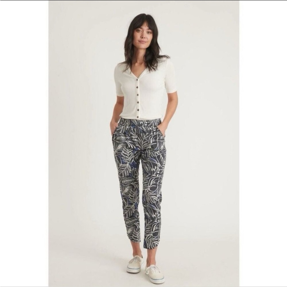 Marine Layer Allison pant in cute print size small